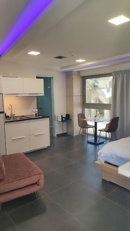 Summertime Signature Suites Agia Marina 외부 사진