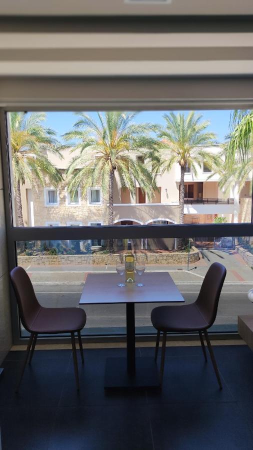 Summertime Signature Suites Agia Marina 외부 사진