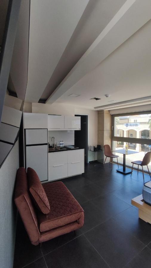 Summertime Signature Suites Agia Marina 외부 사진