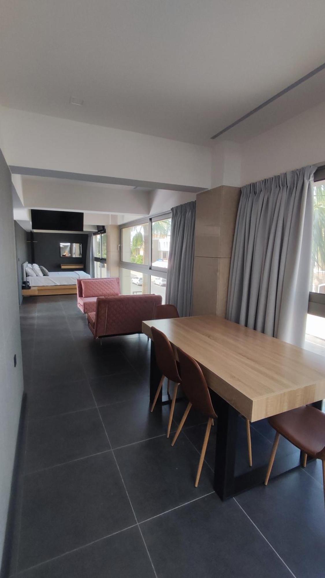 Summertime Signature Suites Agia Marina 외부 사진