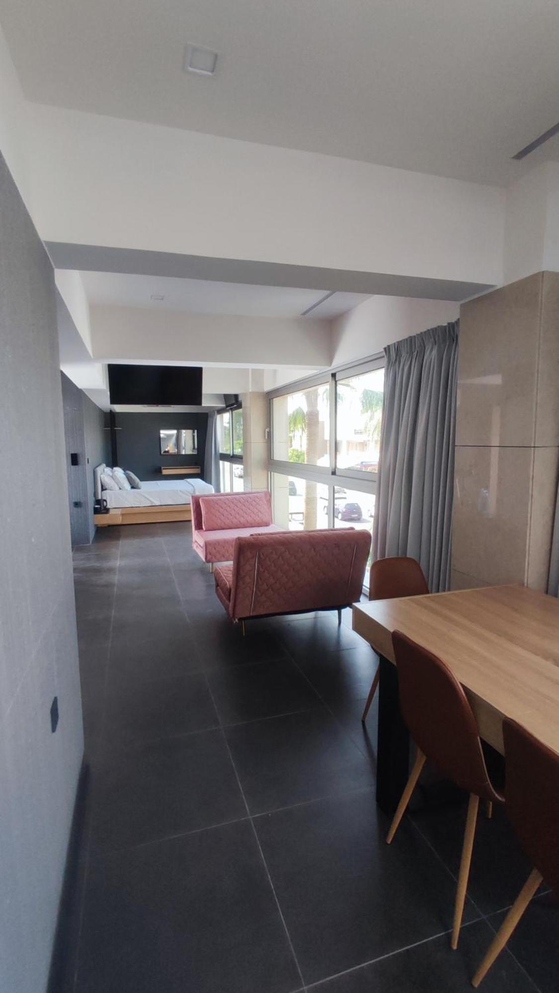 Summertime Signature Suites Agia Marina 외부 사진